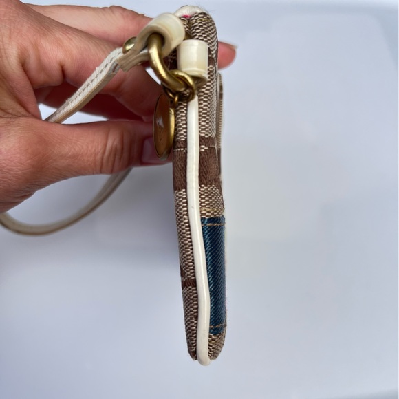Coach Wristlet signature stripe color block - Picture 6 of 10
